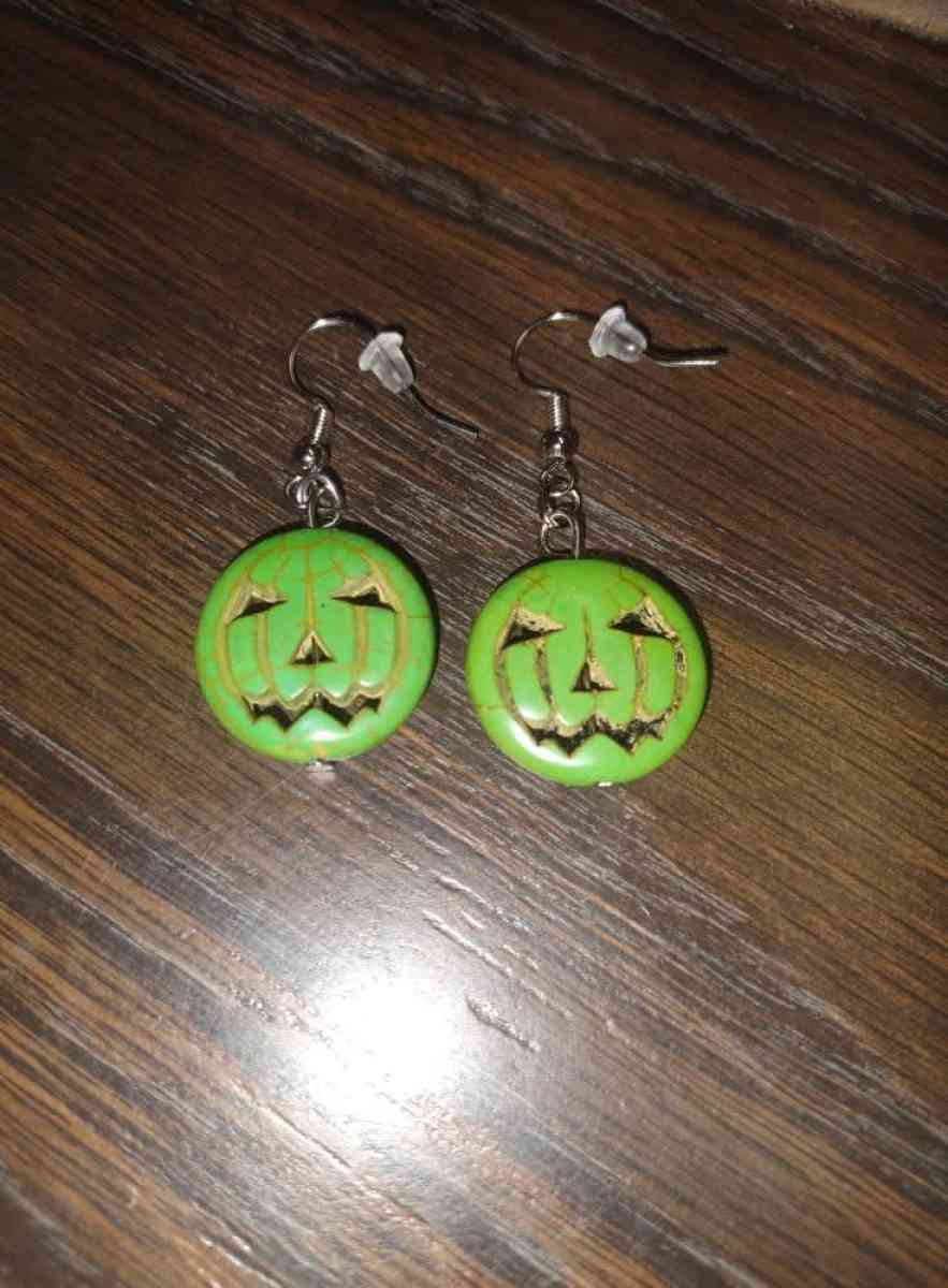 pumpkin earrings set