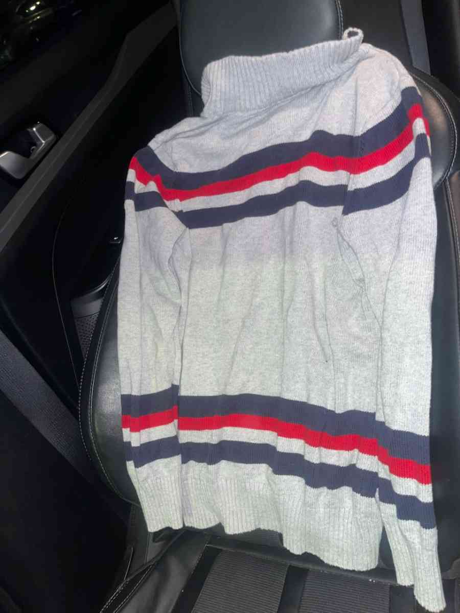 Tommy Hilfiger sweater