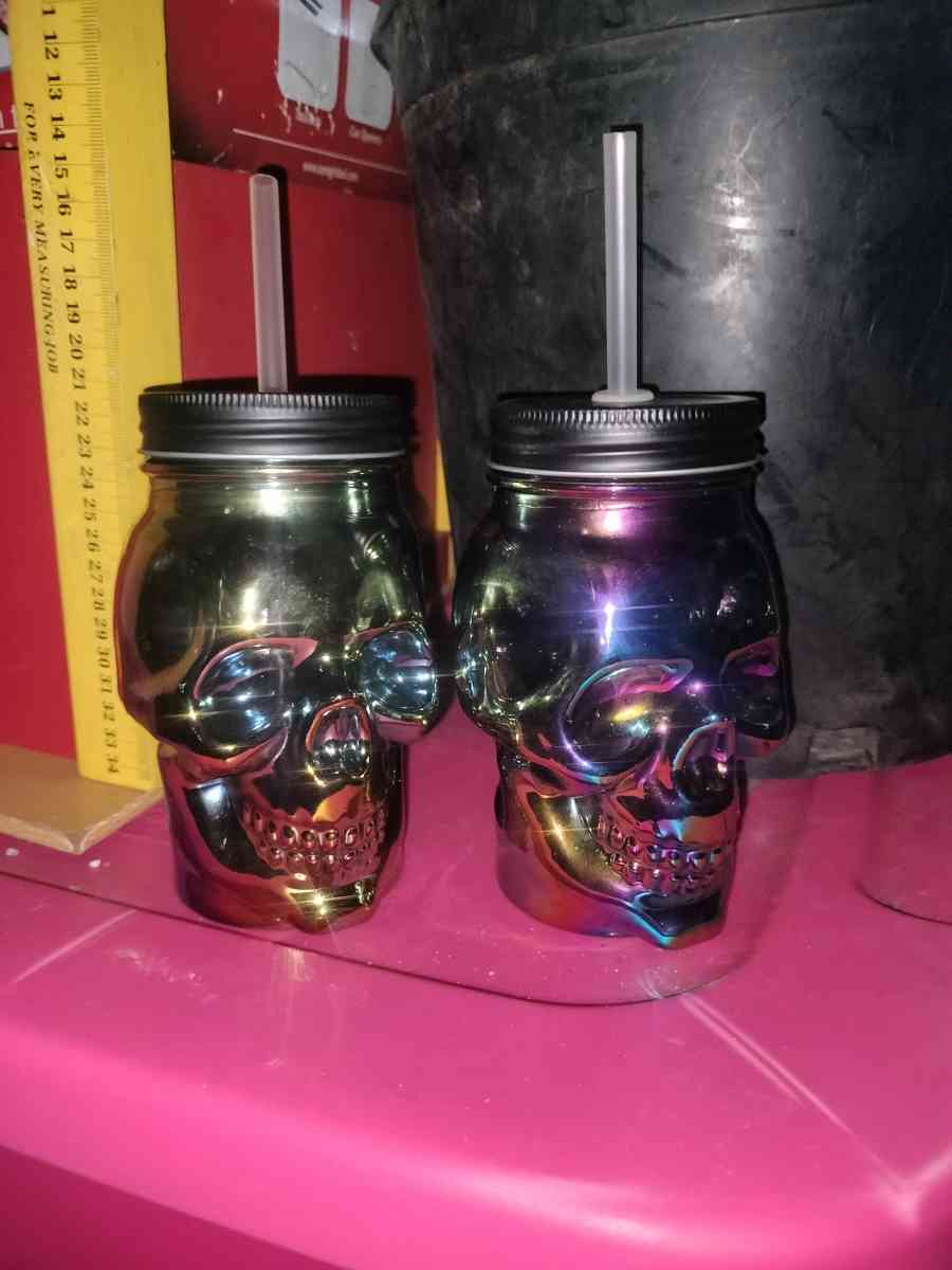 glass skull cups