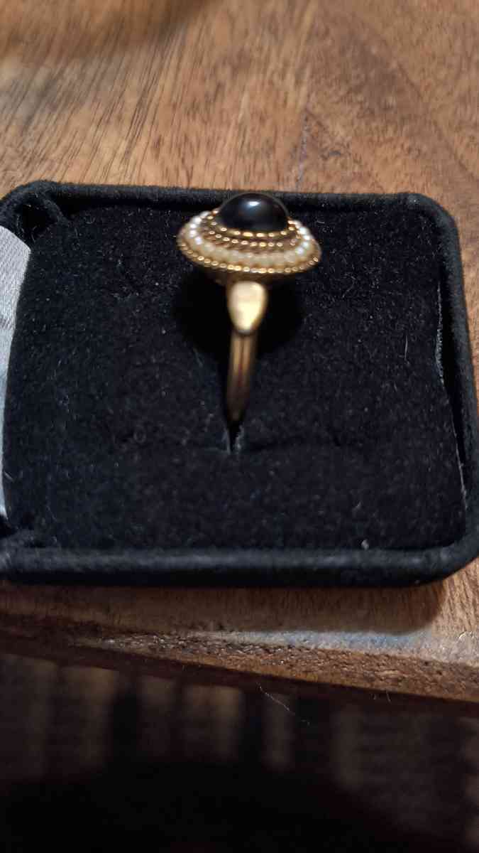 Vintage Avon Ring