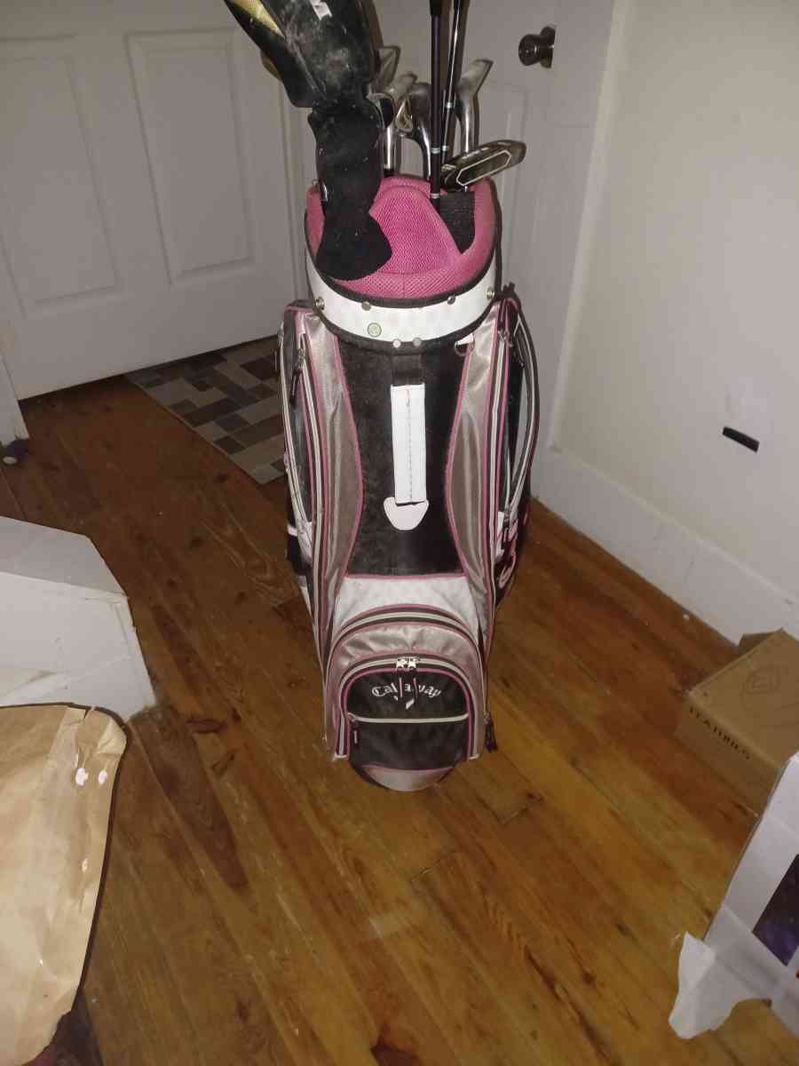 Golf club set with Callaway bag