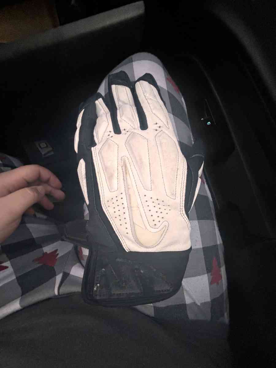 Two left hand gloves for Centers and one XLone XXL