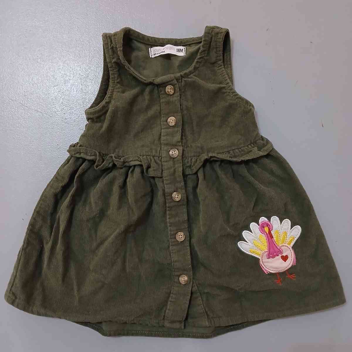 Young Hearts vintage 18 months baby girl Beautiful dress