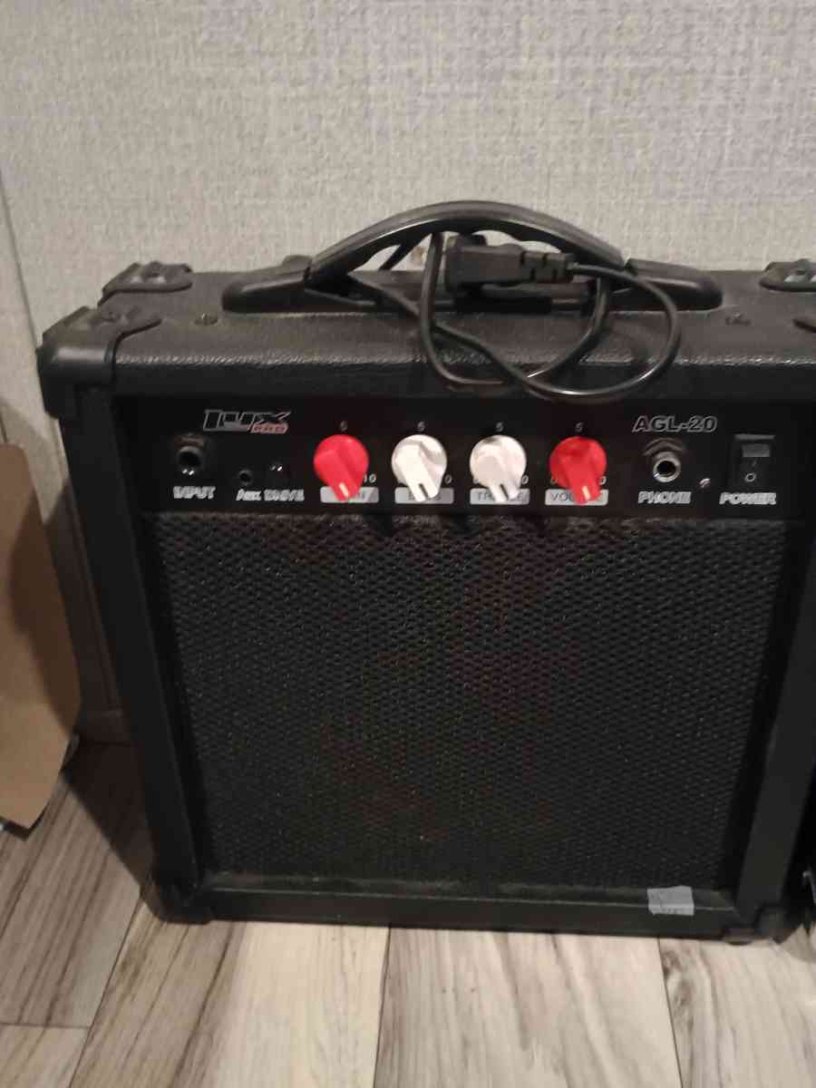 guitar and 3 amps