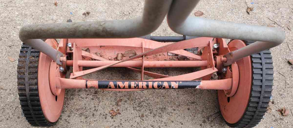 American Lawn Mower Company  4Blade Push Reel Mower  14Inch