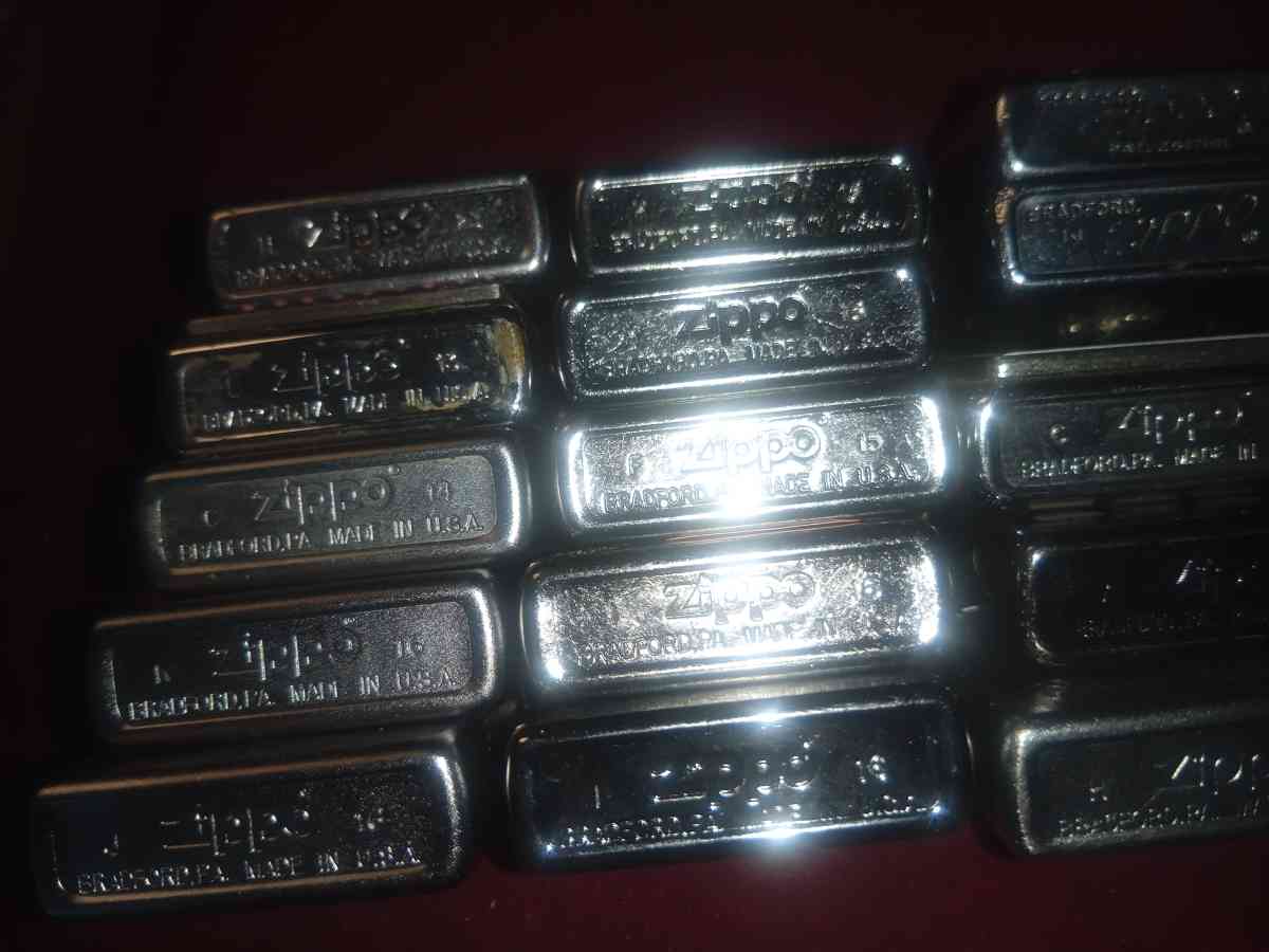 19 Zippo lighters most of them never used I want 300 for all