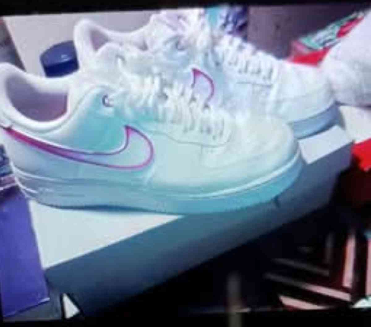 mk purse waver 7 n 1 wand 24inch Figaro chain