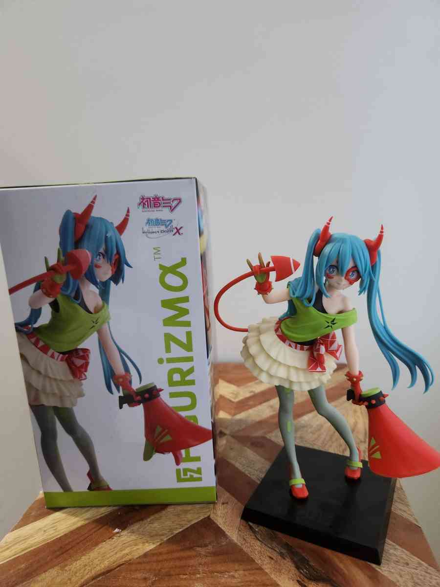 FIGURIZMA HASTUNE MIKU FIGURE