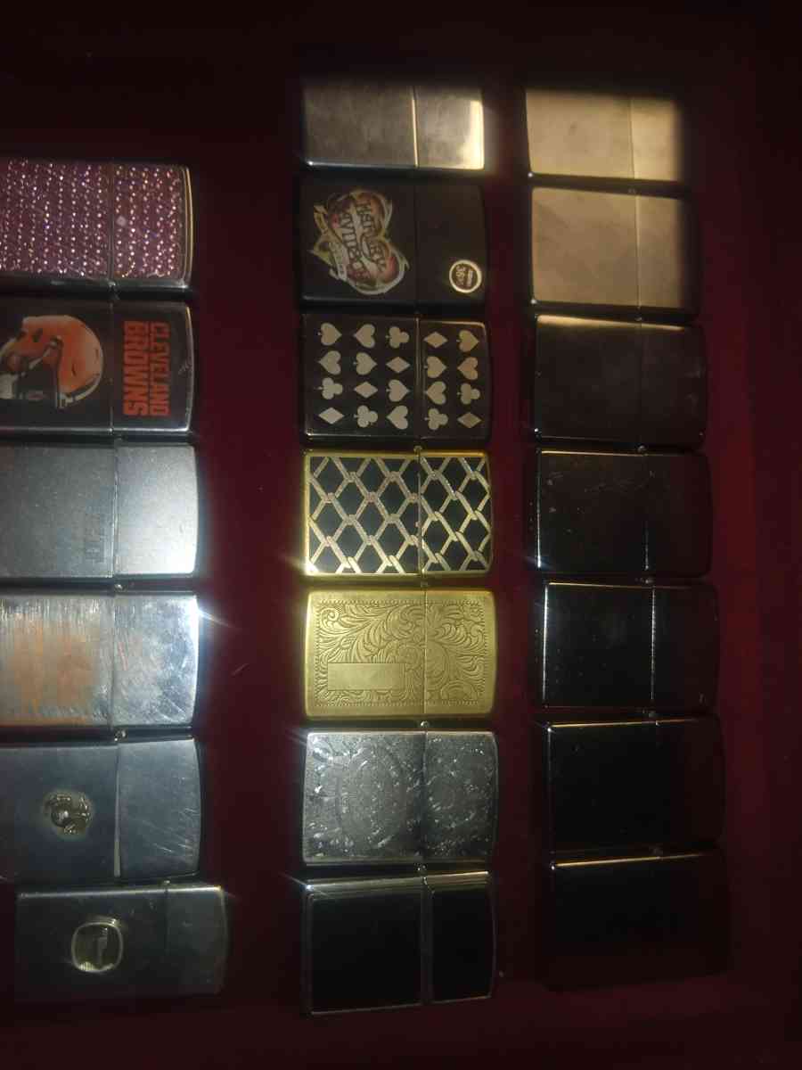 19 Zippo lighters most of them never used I want 300 for all