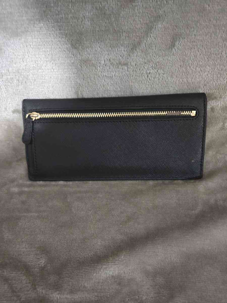 MICHAEL KORS BLACK SAFFIANO LEATHER SNAP WALLET