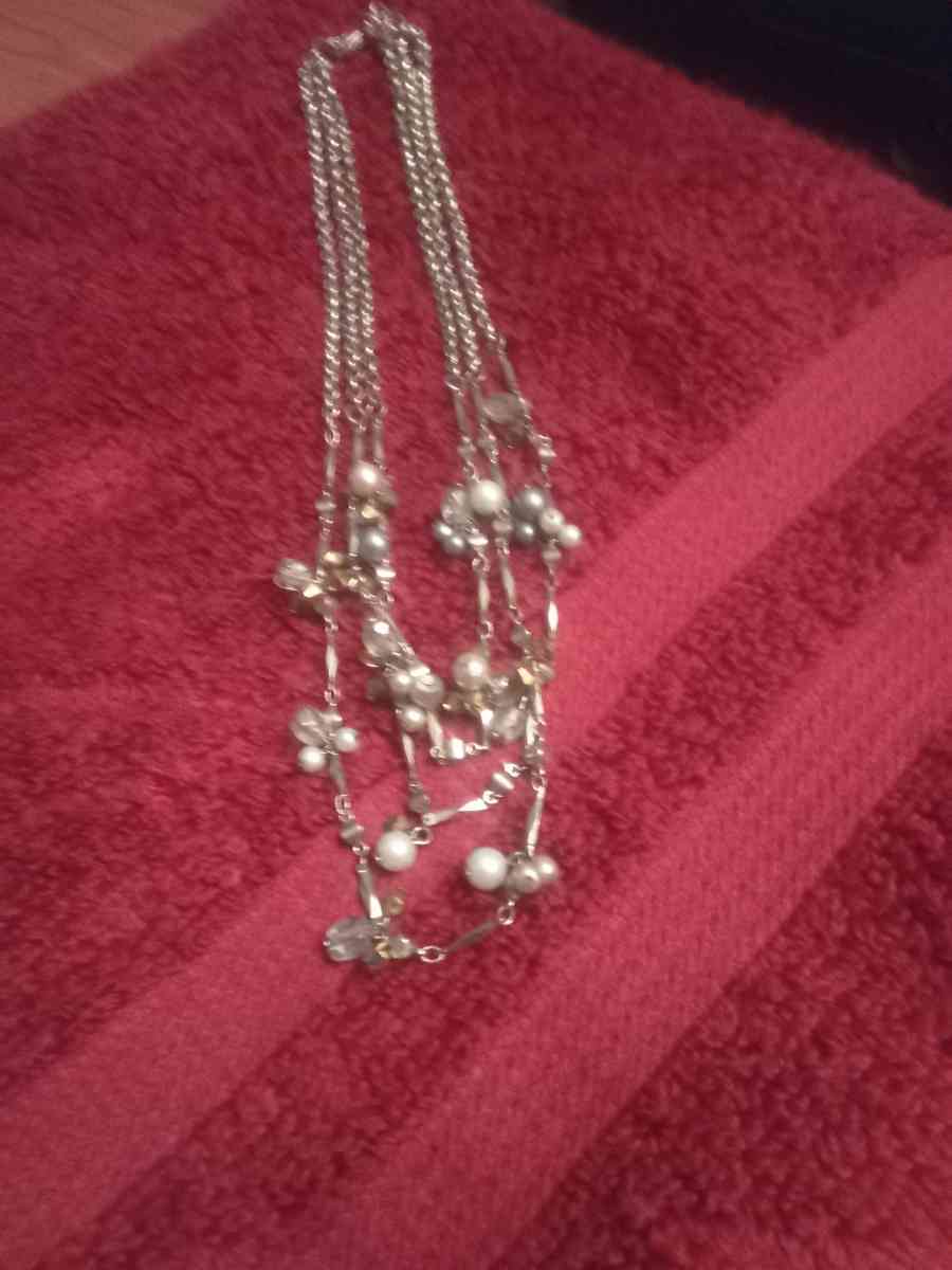 Elegant silver 3 chain antique necklace