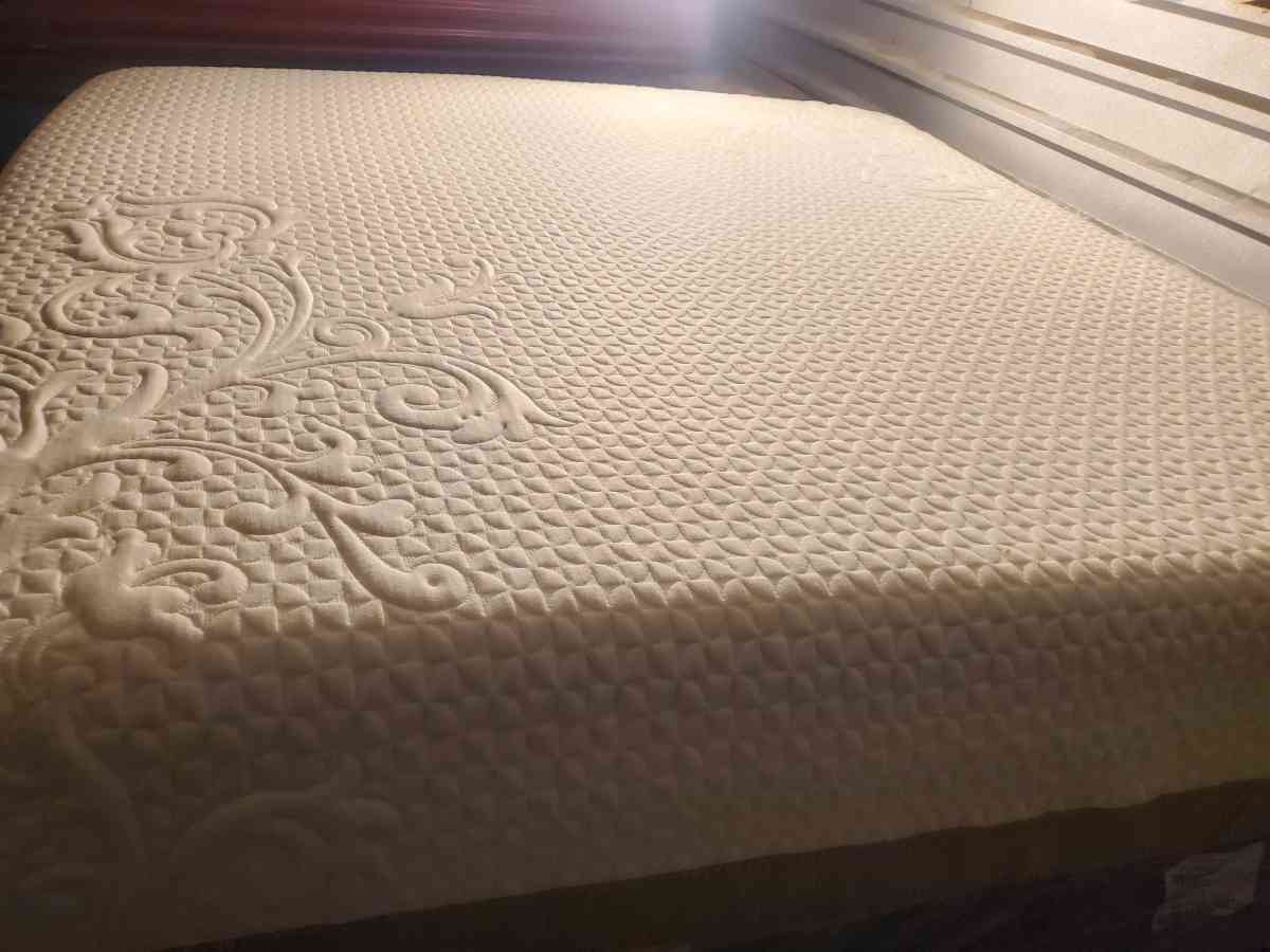 king matress and box spring