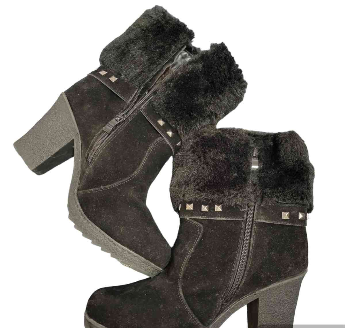 Black Faux Fur Ankle length Boots Size 41