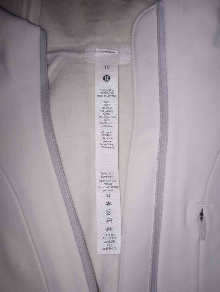 Lululemon Womans Jacket with Hoodie