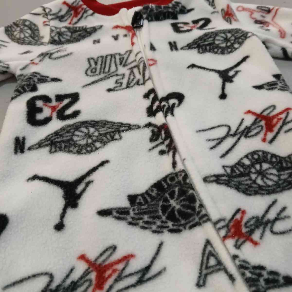 Baby Nike Jordan pijamas size 0 to 3M