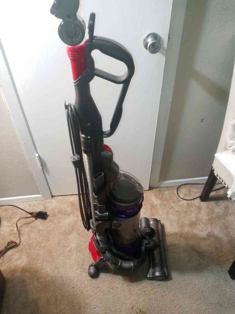 Dyson bagless vacuum cleaner