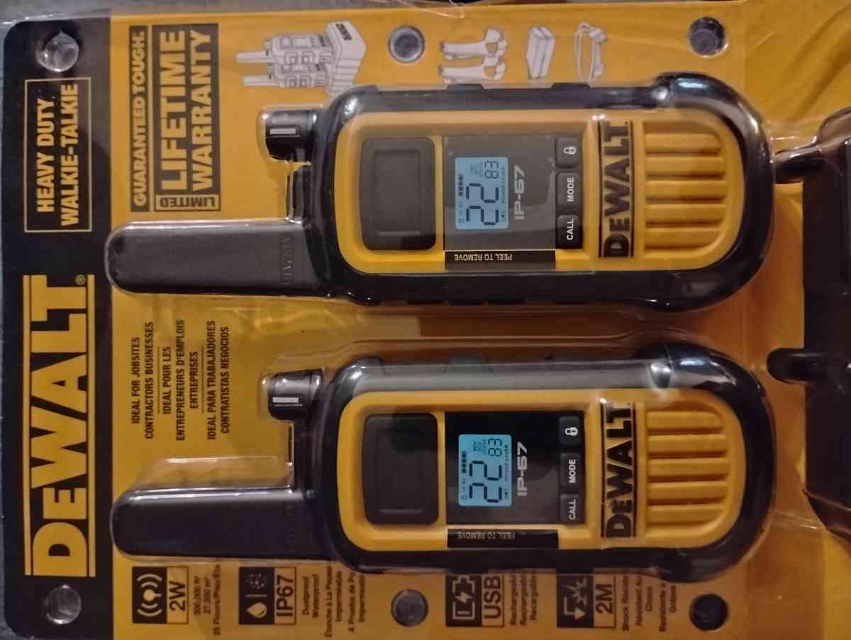DeWalt Heavy Duty Walkie Talkies