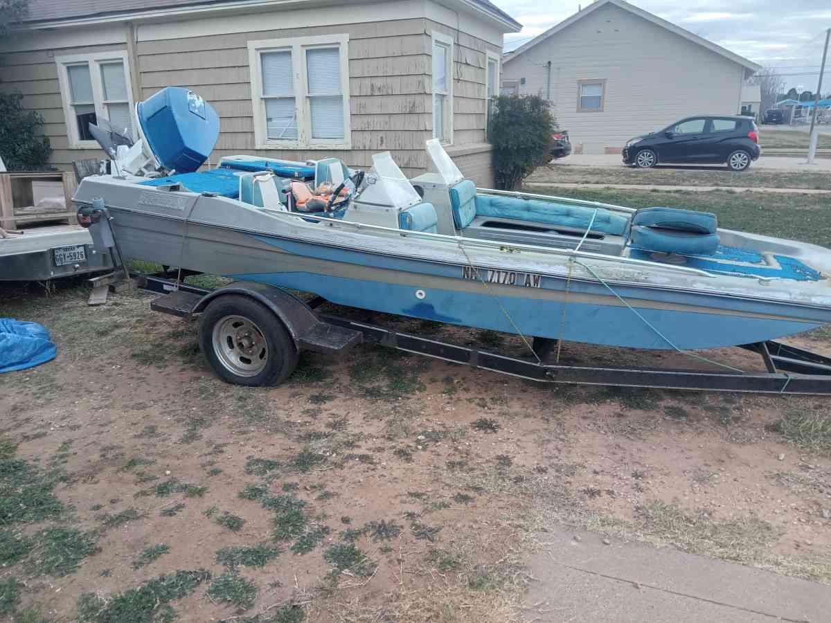 boattrailer and boat no title