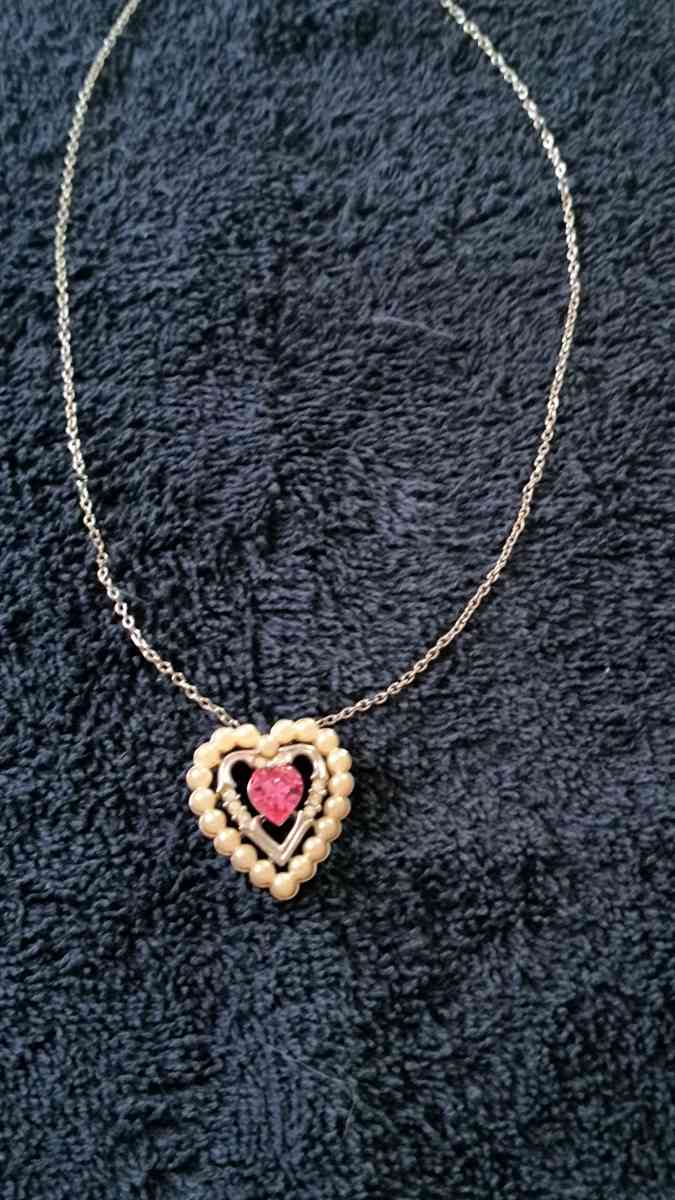 Vintage Avon Pink Heart Necklace