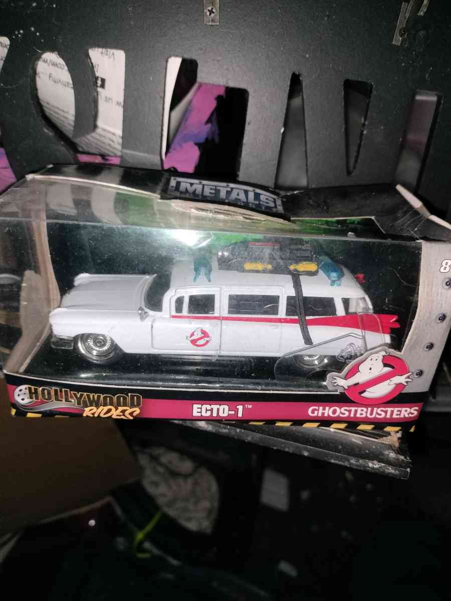 Ghostbusters car in package
