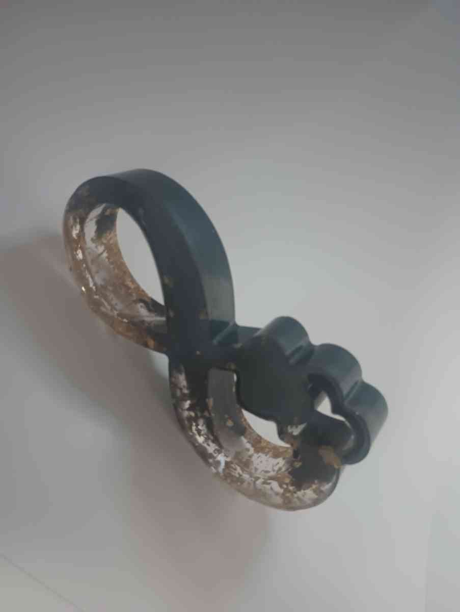 Handmade epoxy resin infinity piece