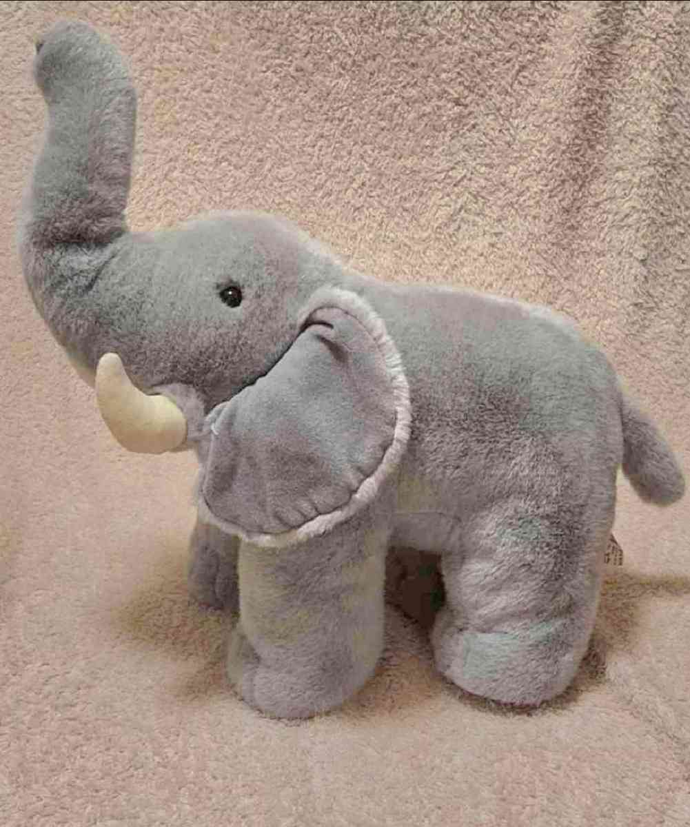 Multiple Stuffed Animals For Sale