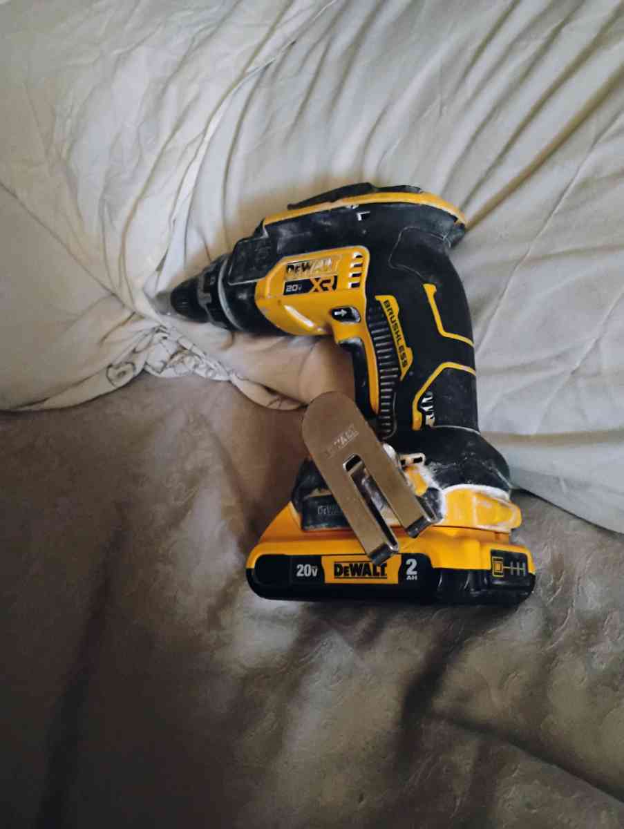 pistola usada solo 3 veces y pila nueva