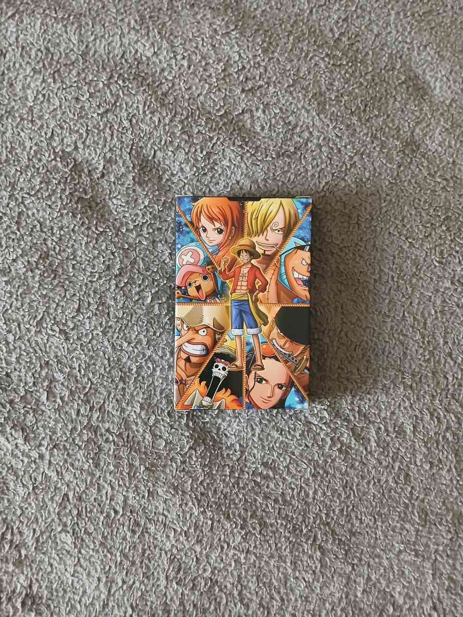 30 Pieces of One Piece Holographic Lomo Cards Box
