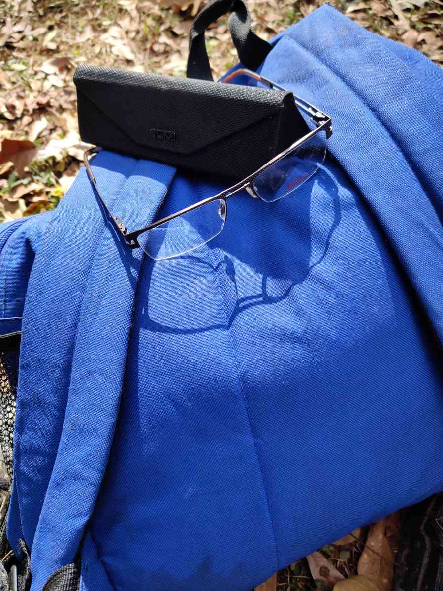 Tumi t108 5318140 brown stainless steel w glasses case