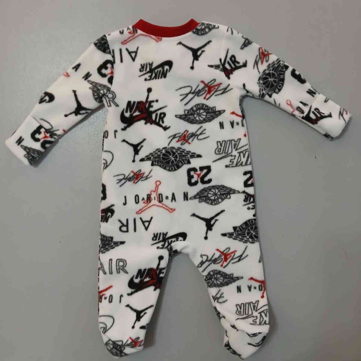 Baby Nike Jordan pijamas size 0 to 3M