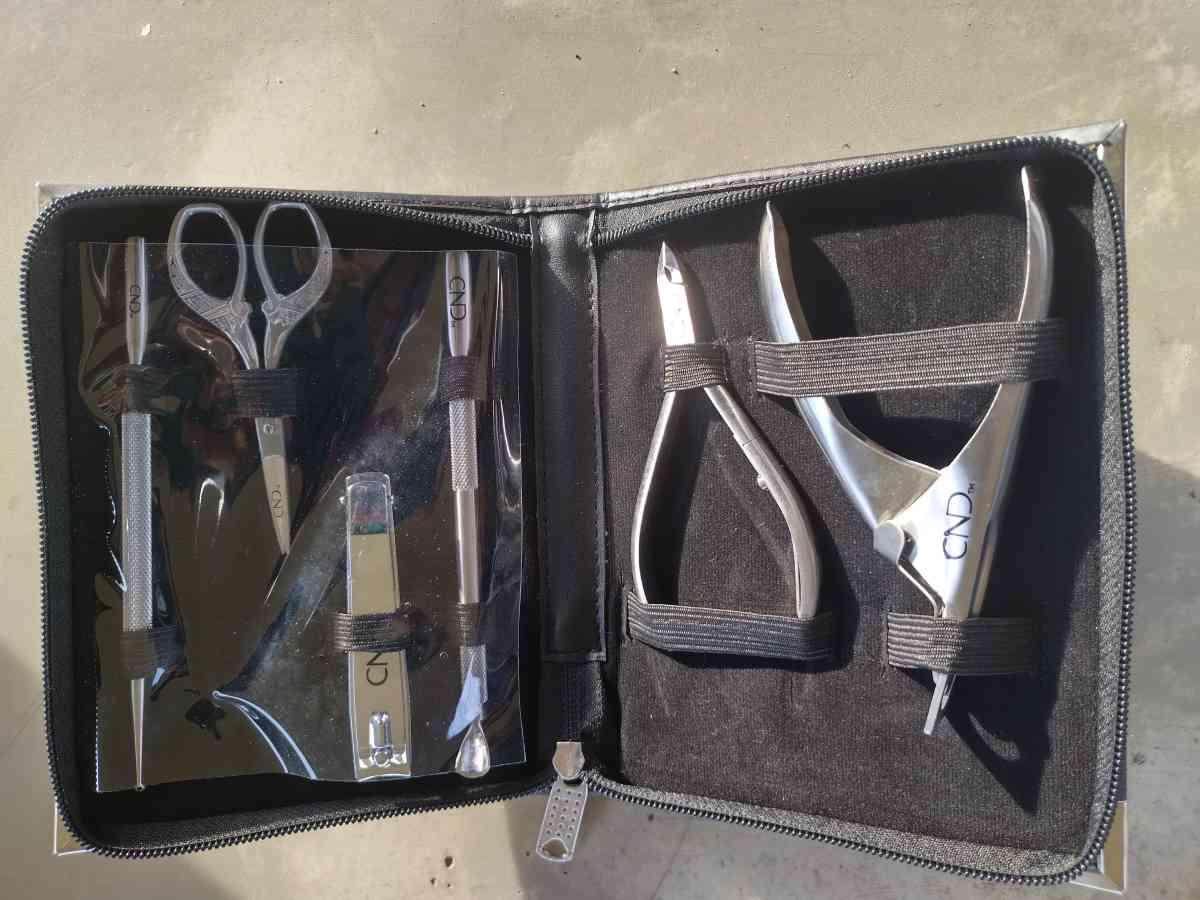 CND nail kit