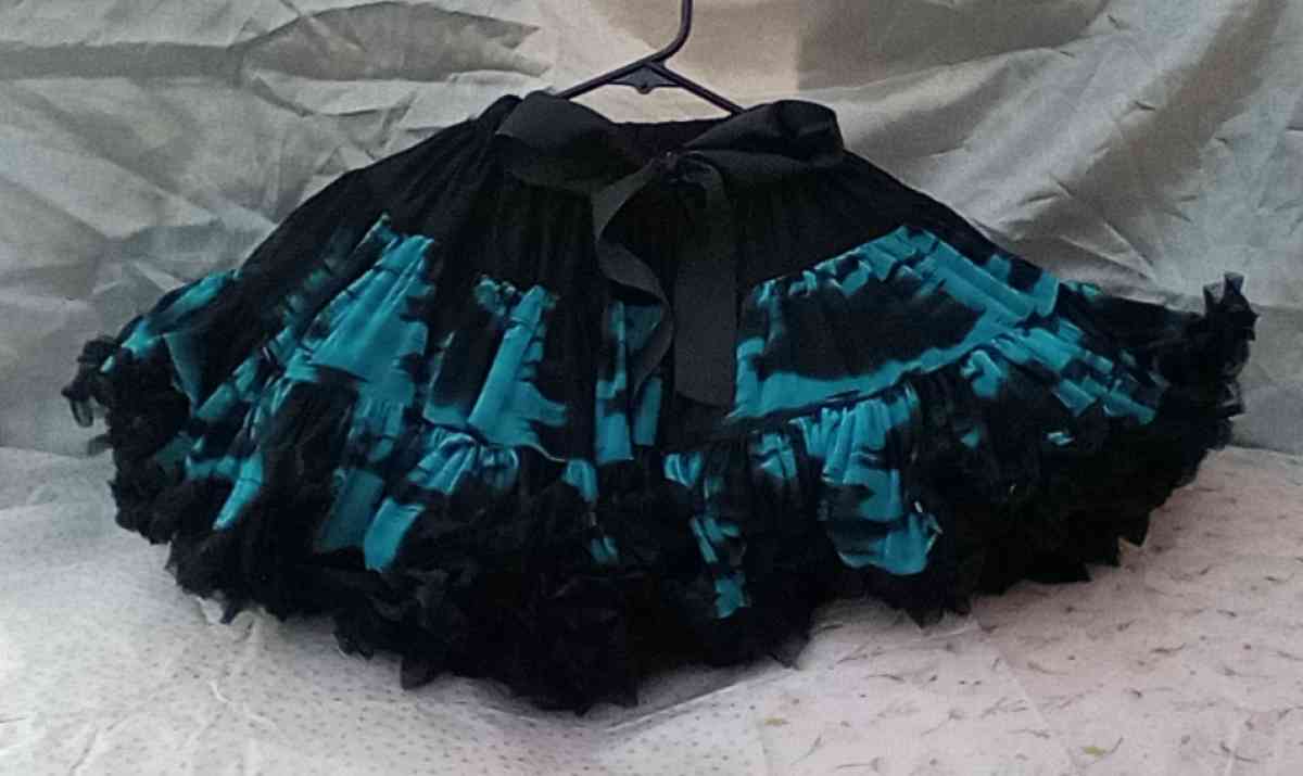 6yrs Blk Teal TuTu Pettiskirt EUC Bow Cinches Waist