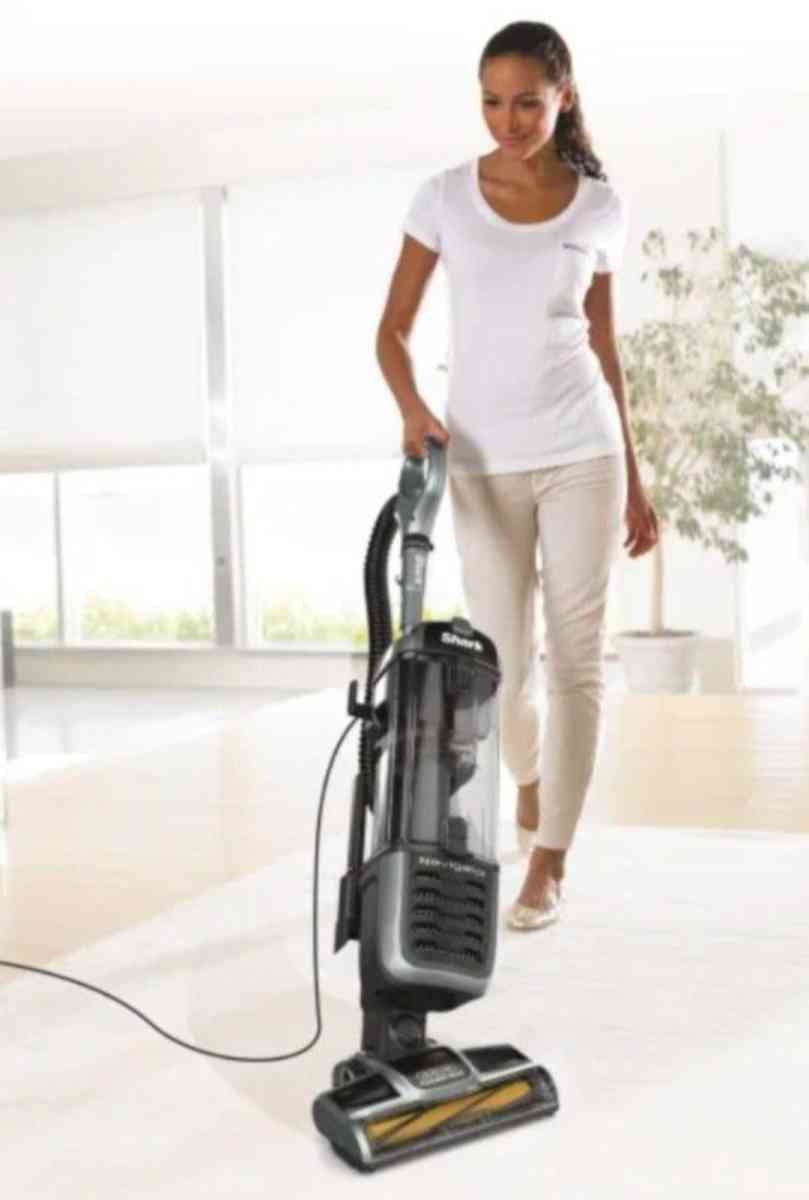 Shark Navigator Pet Pro Upright Vacuum with SelfCleaning Bru