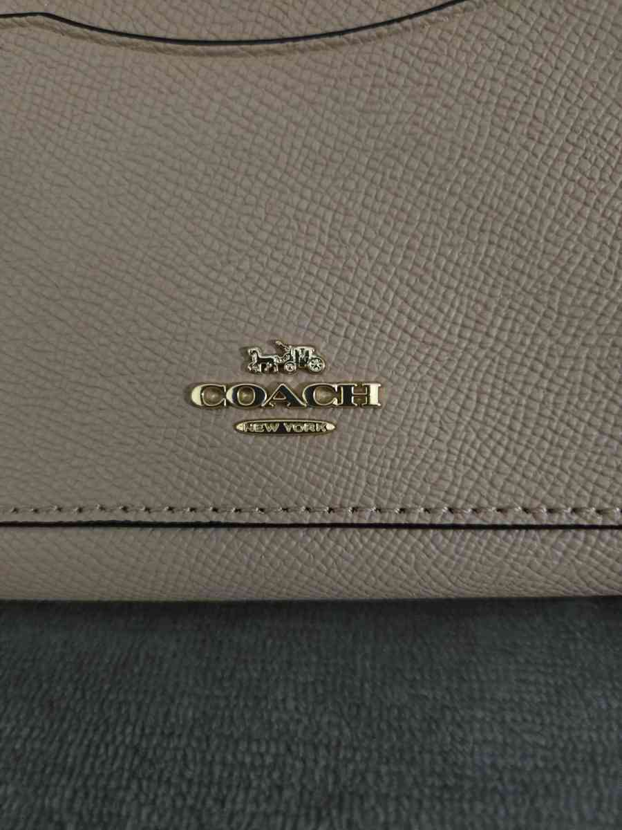 COACH ACCORDION ZIP AROUND WALLET  LIGHT PINK 54007