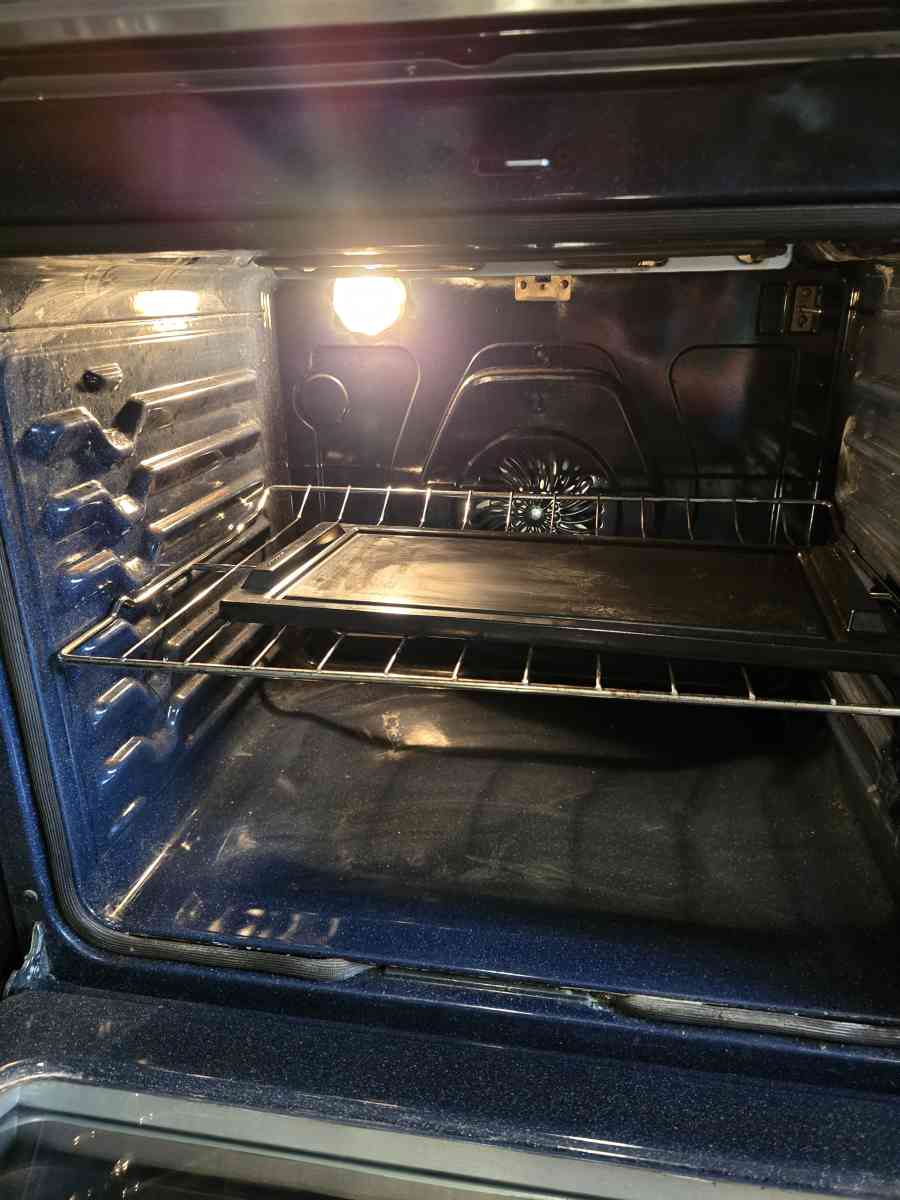 Samsung 30in Glass Top 5 Burners 63cu ft Stove Oven