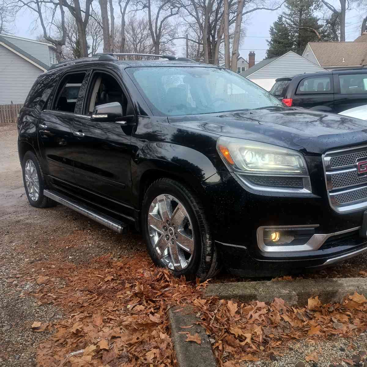 2014 GMC Acadia Denali 89k miles