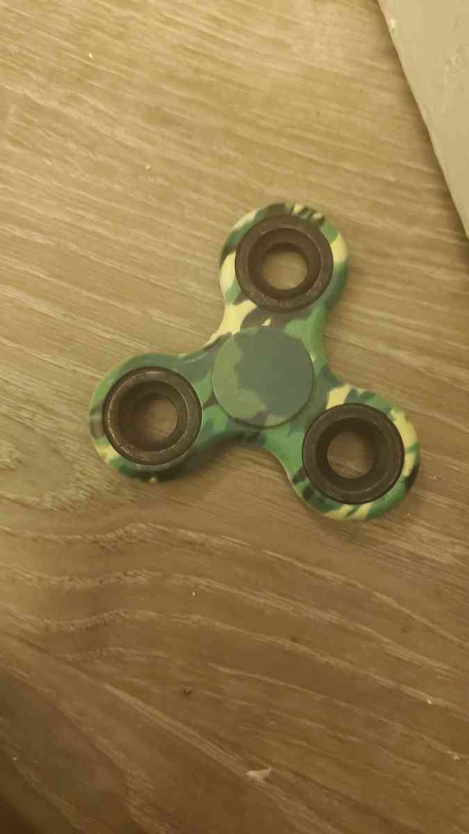 لعبه دوريه ملونه كبير