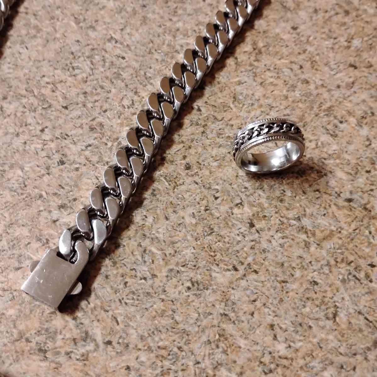 CUBAN LINK HEAVY NECKELESS RING BRACELET