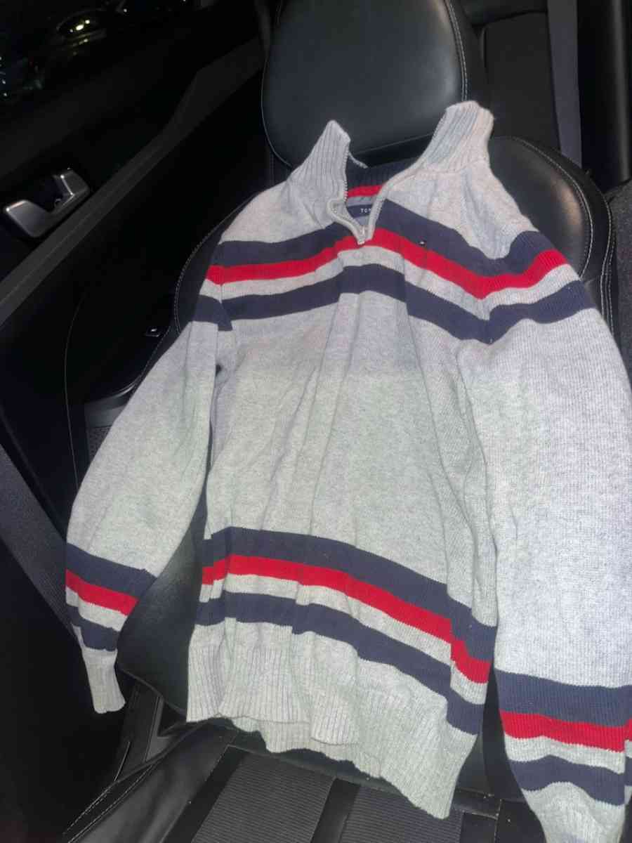 Tommy Hilfiger sweater