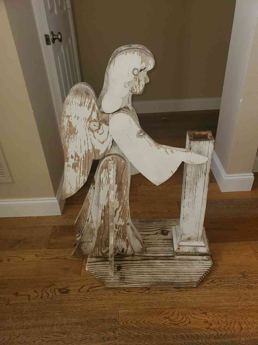Wooden Folk Art  Praying Angel Pedestal 30L x 17W x 405H