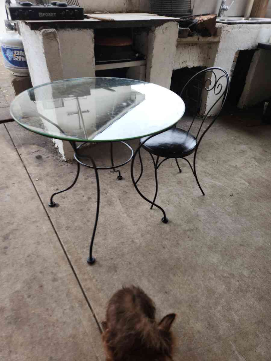 glass small round table iron with chair