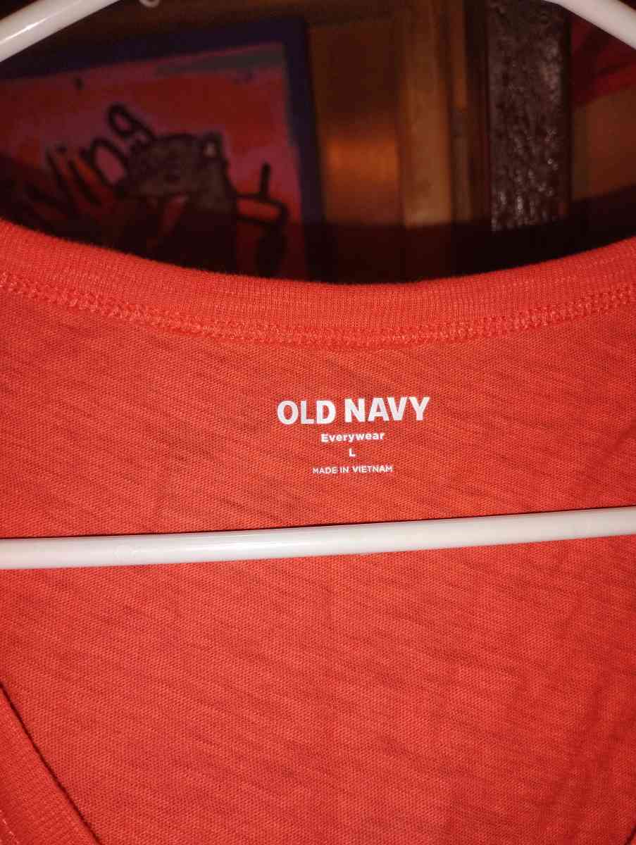 old navy shirt