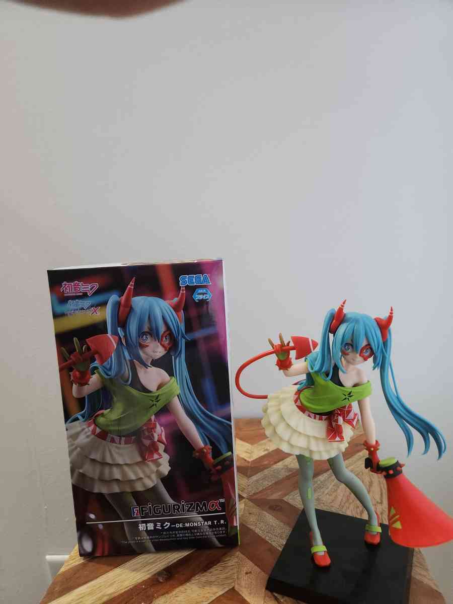 FIGURIZMA HASTUNE MIKU FIGURE