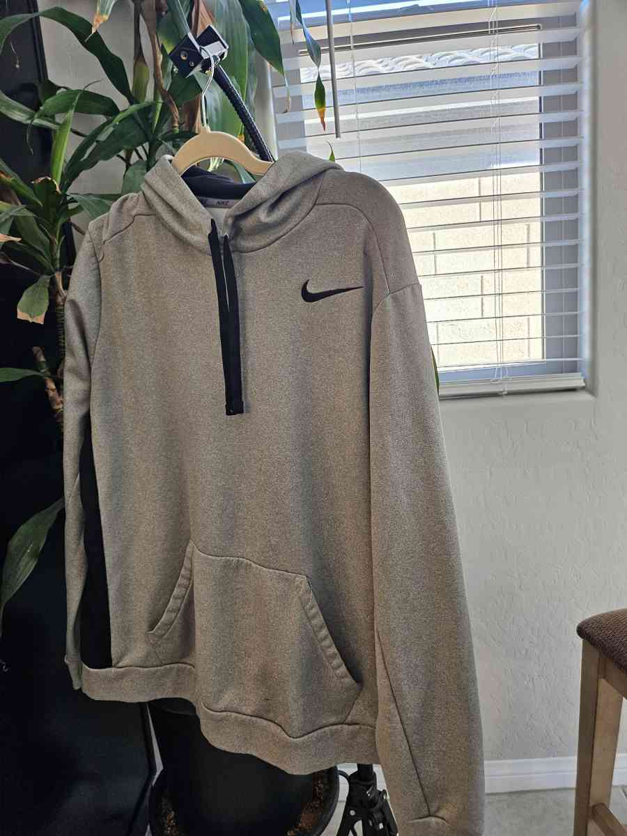 Nike hoodie