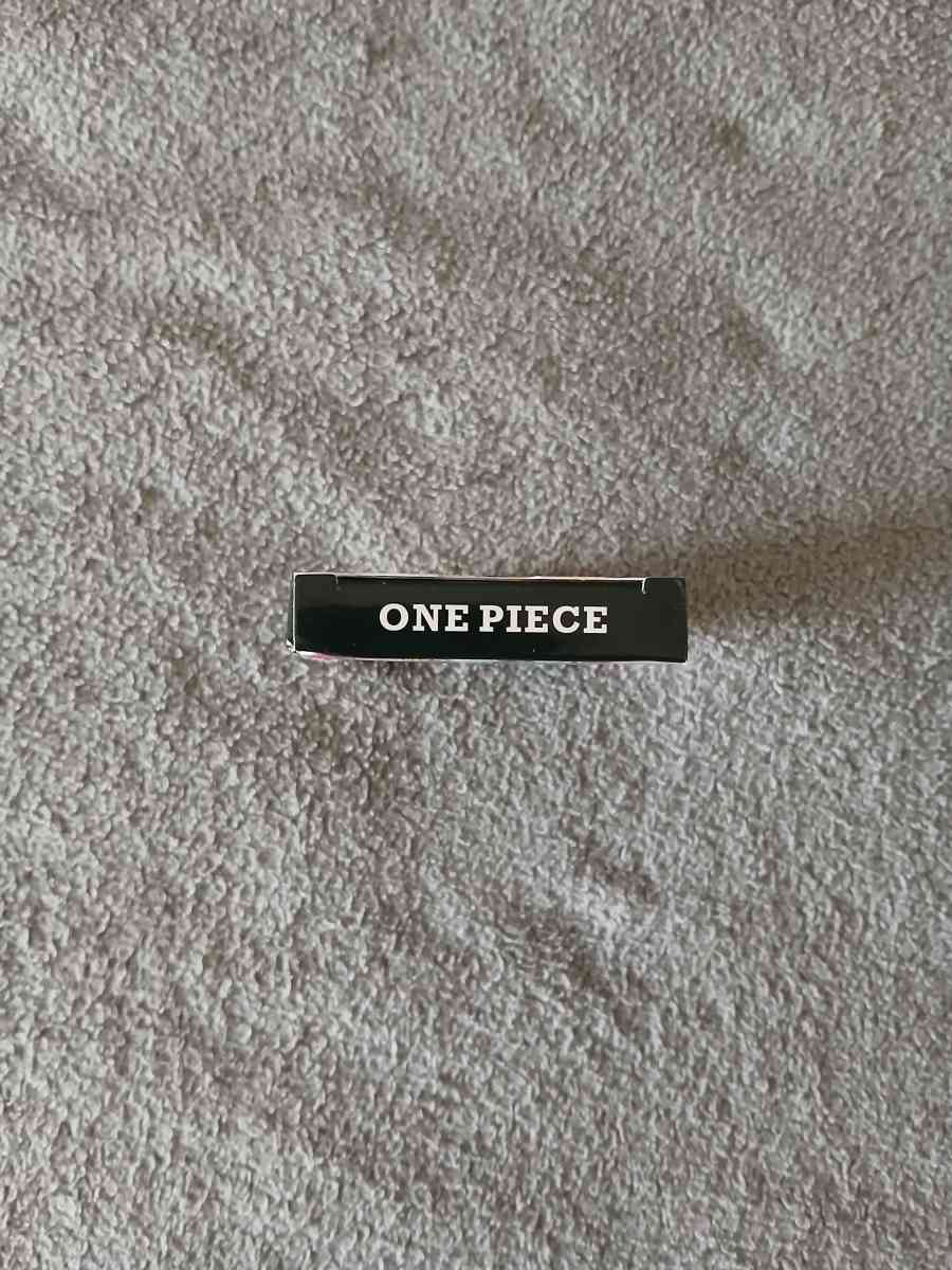 30 Pieces of One Piece Holographic Lomo Cards Box