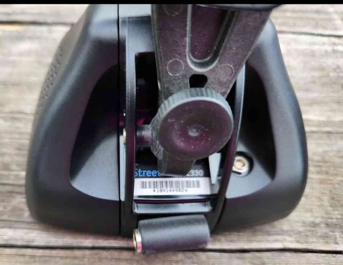 Garmin GPS Quantity 2