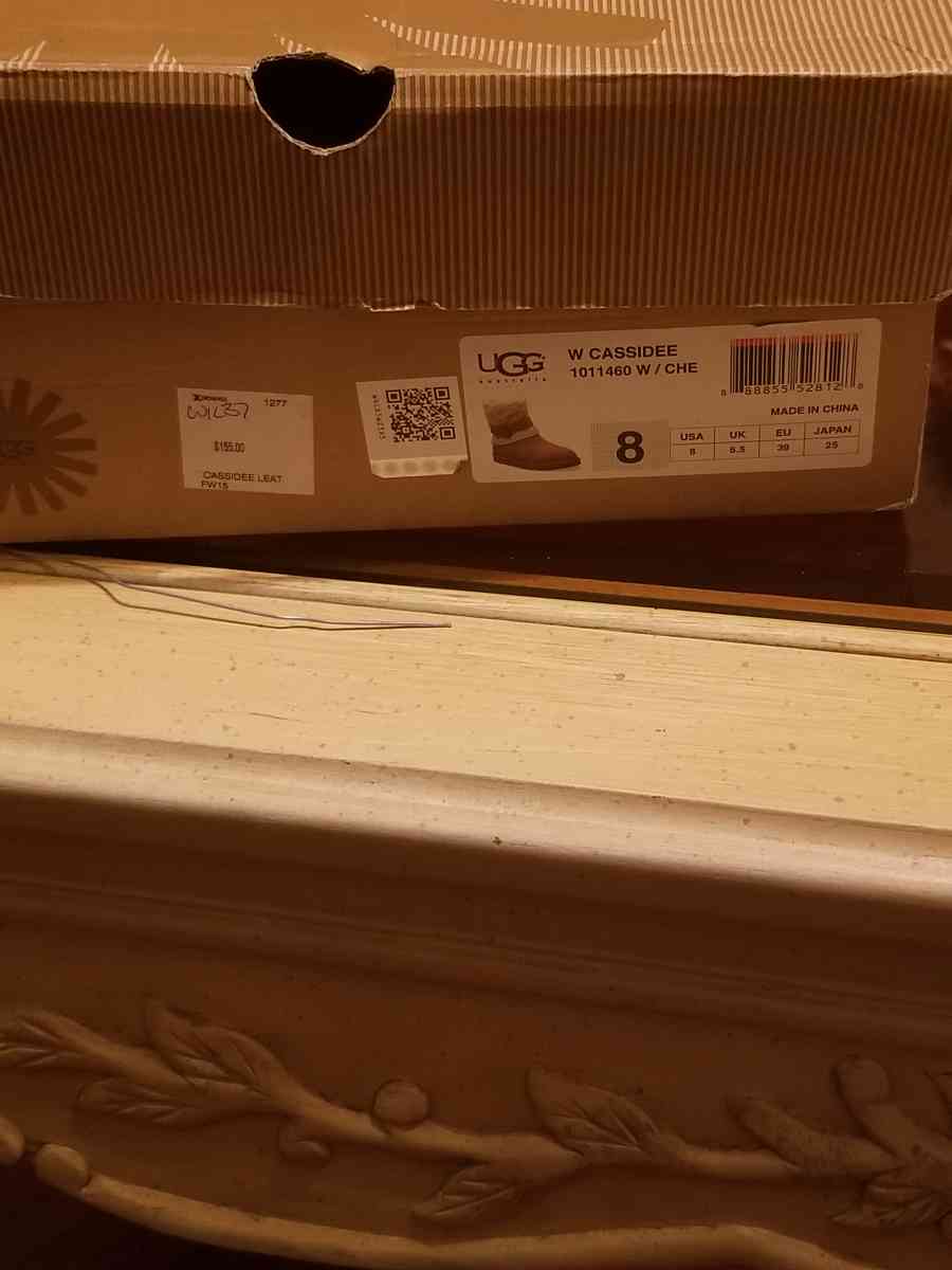 ugg boots and michael kors sneakers