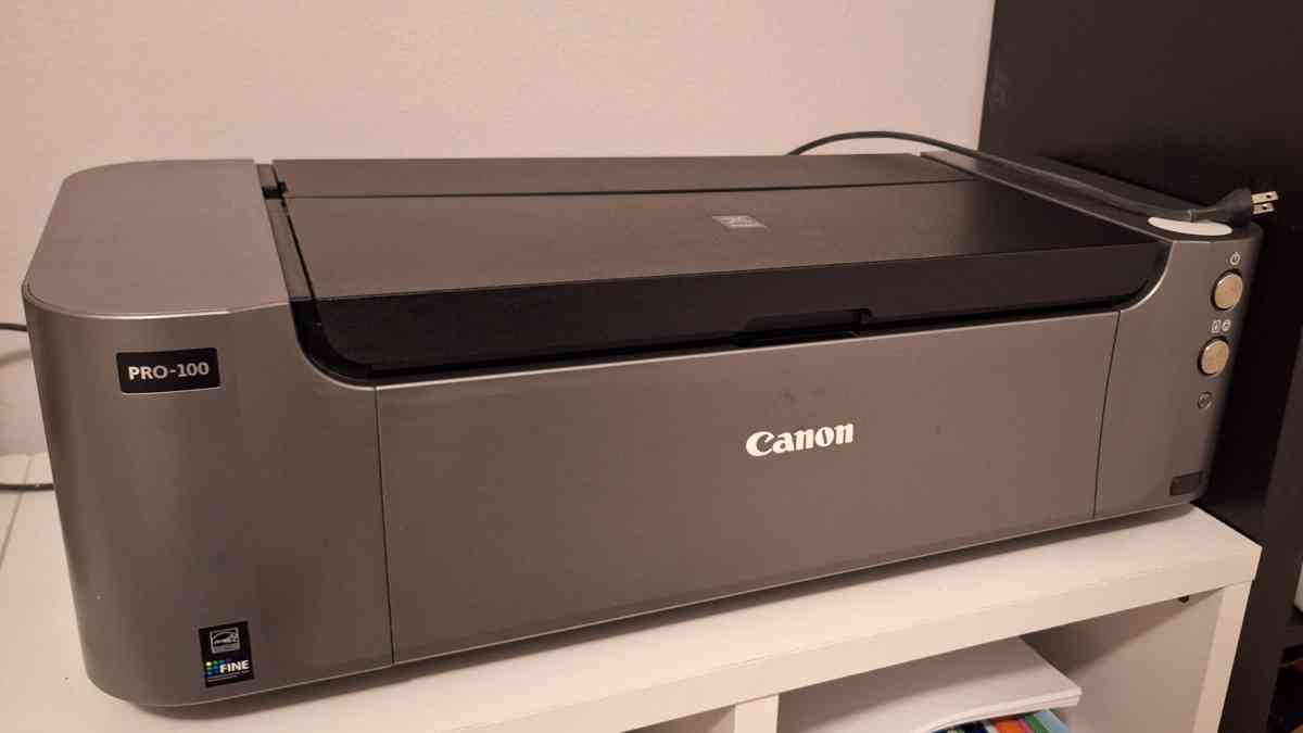 PROFESSIONAL PHOTOGRAPHY PRINTER