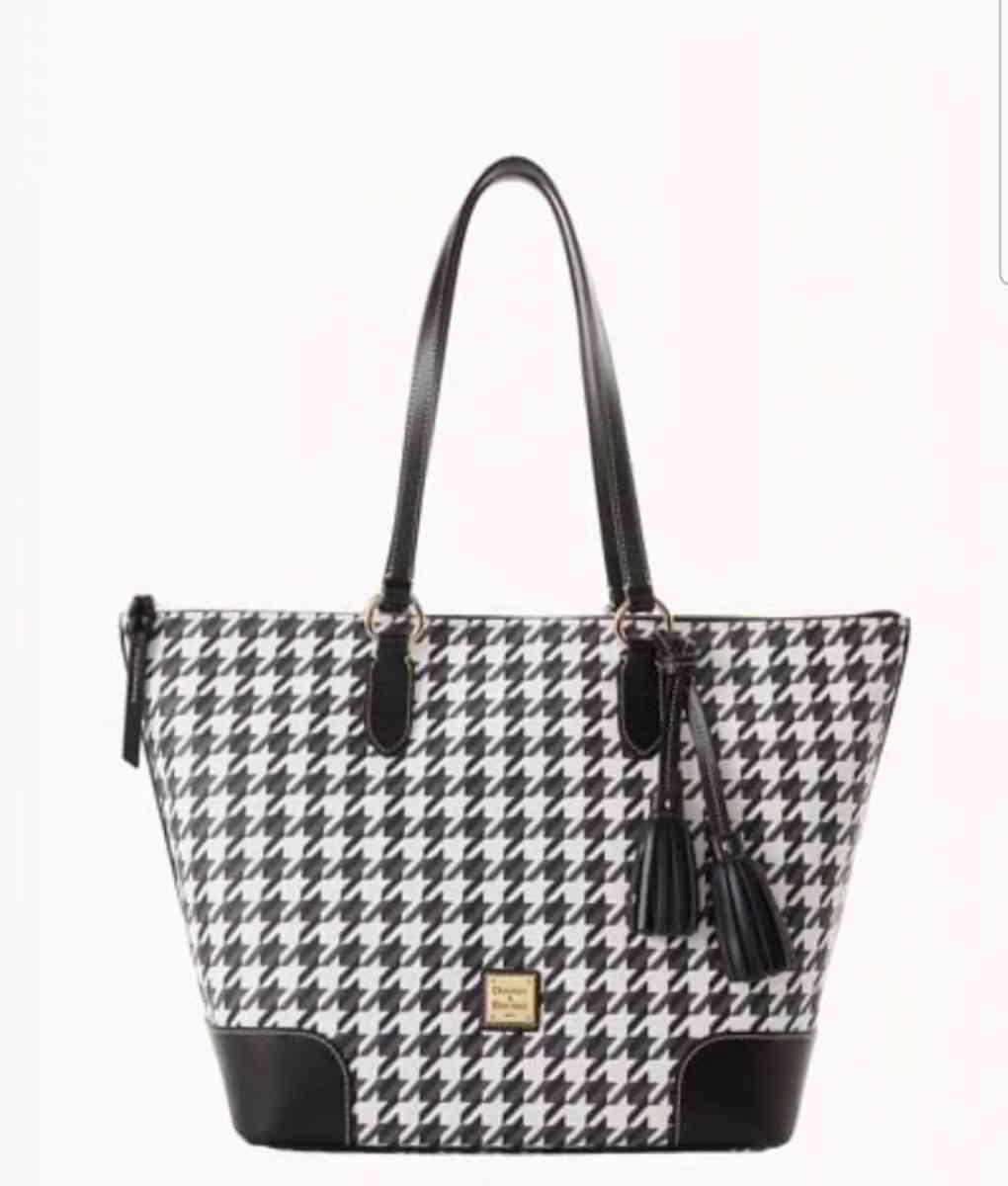 Authentic Dooney and Bourke Houndstooth Career tote NWOT