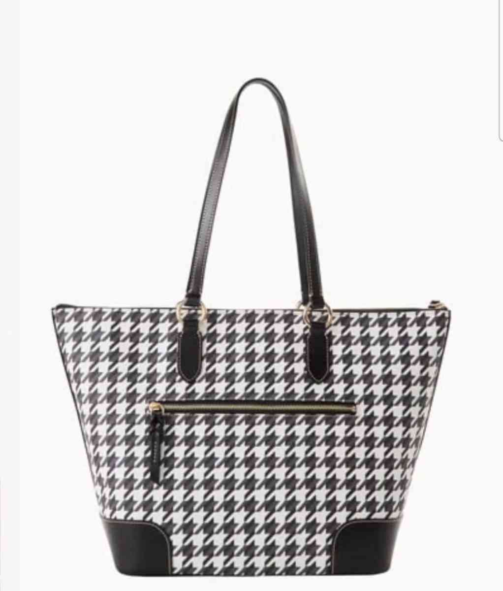 Authentic Dooney and Bourke Houndstooth Career tote NWOT